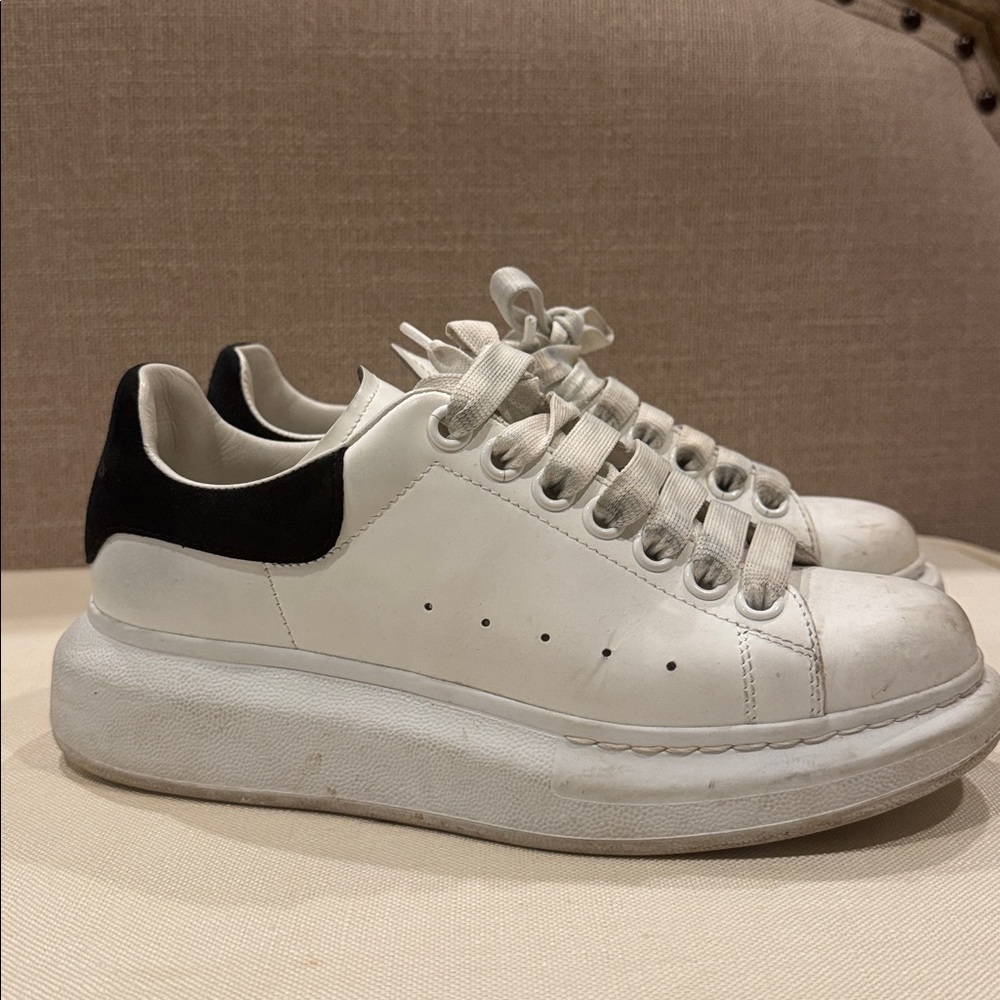 ALEXANDER MCQUEEN SNEAKERS SIZE 36.5
